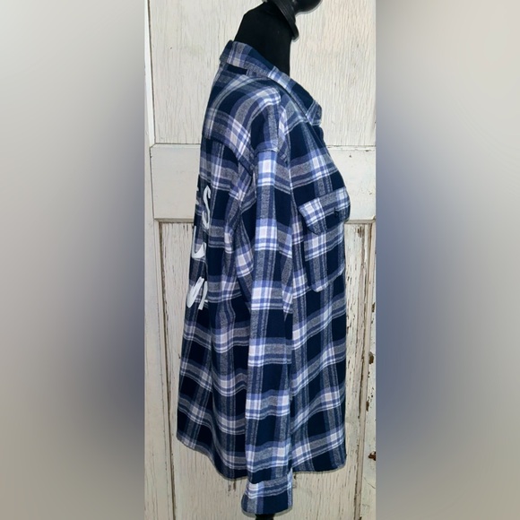 💙 Flannel Shirt “Let’s Run Away” by FOREVER 21💙 - Picture 6 of 10